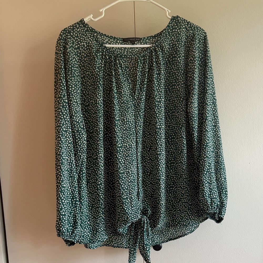 Elegant Green Patterned Women's Blouse
